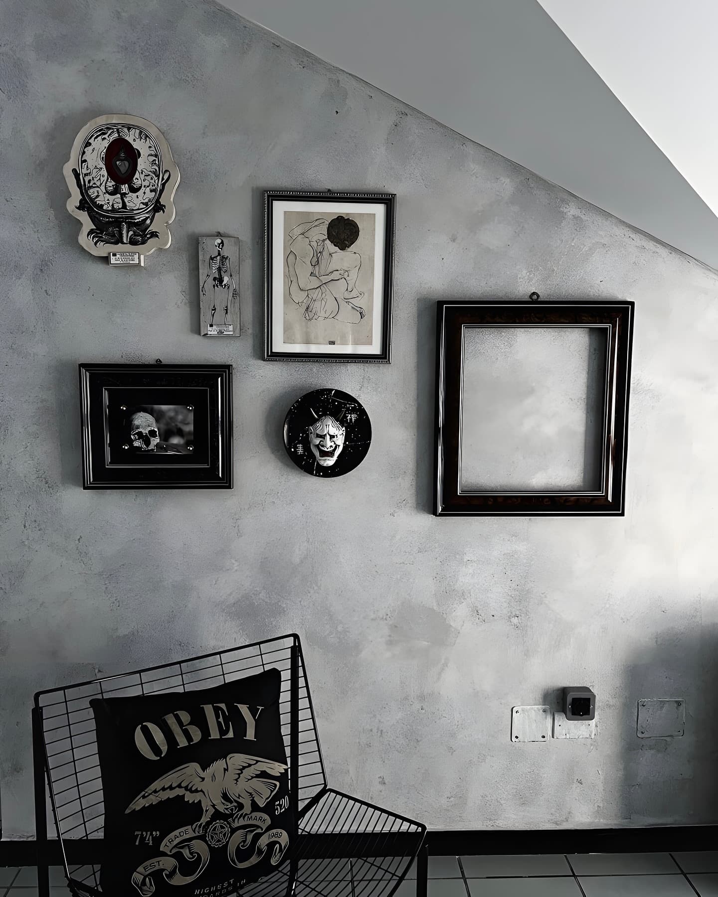 STUDIO 001